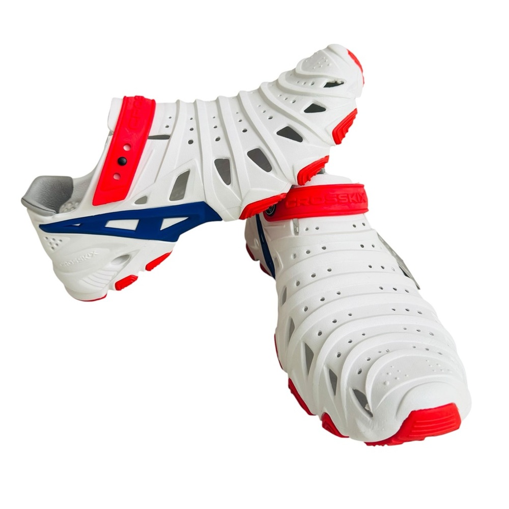 NWT Crosskix Recovery Clogs White Red Blue Slip On Water Shoes Size 12